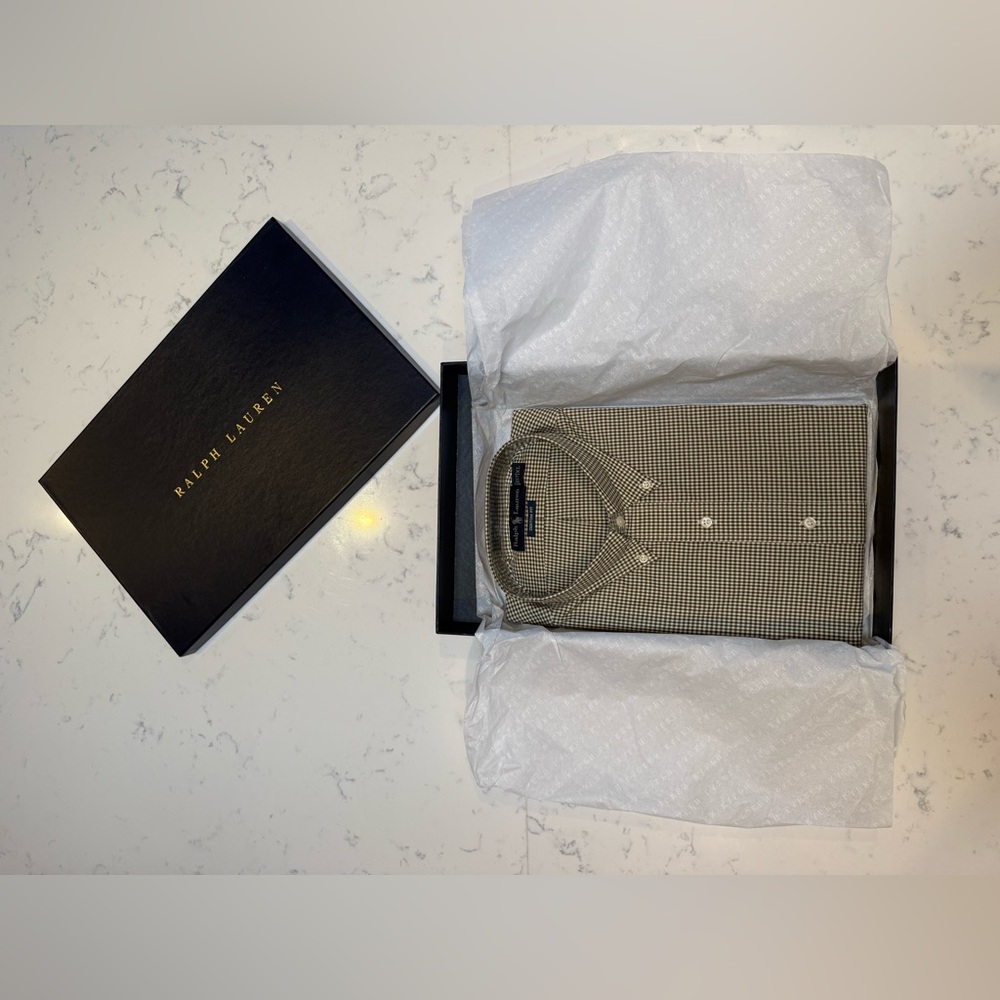 Brand new Men dress shirt from Ralph Lauren, a great Christmas gift, size XL.
